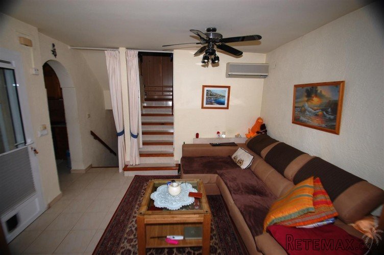 This detached villa in Denia was built in 1986 and is.. - 6