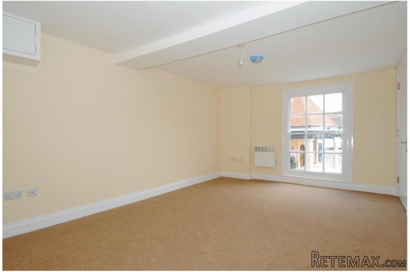 1 Bedroom Flat/Apartment To Rent