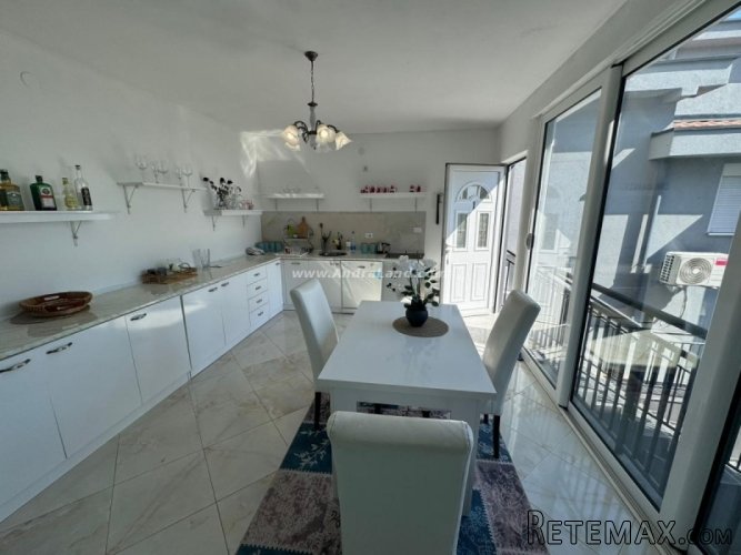 Objekat sa apartmanima, Susanj, Bar, 550.000Eur - 2