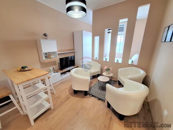 OPATIJA - studio za dugoročni najam - 2