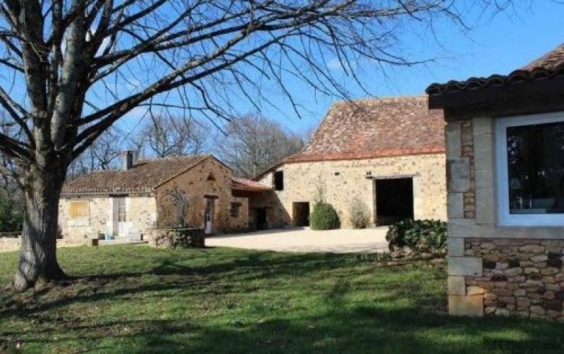 Well Renovated Stone House With Guest..