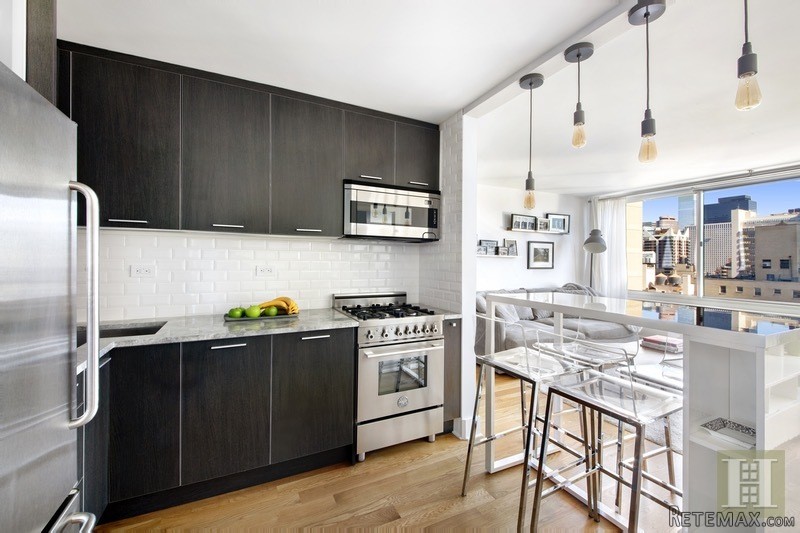 1 bedroom Apartment For Sale: 333 EAST.. - 2