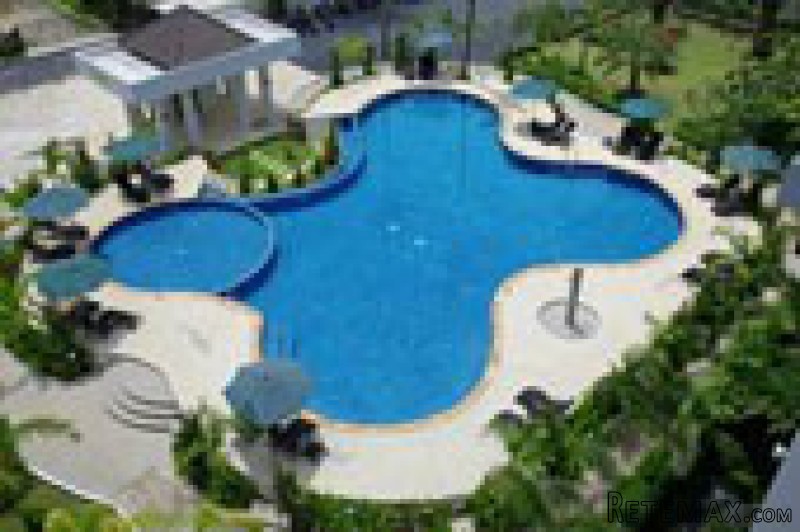 Luxurious 1 Bedroom Apartment in Bang..