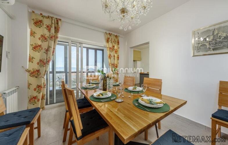 Kraljevica, 444m2, samostojeća kuća s bazenom - 2