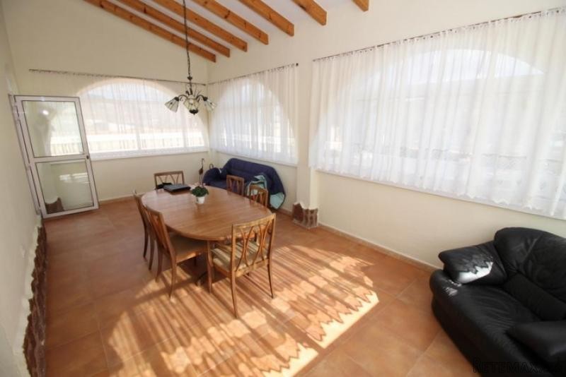 4 bed 3 bath villa within walking.. - 2