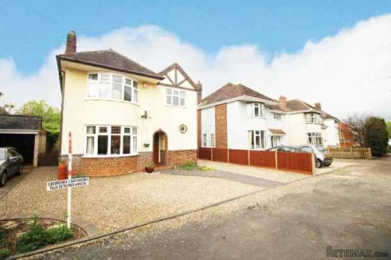 3 bedroom, Detached House house for sale