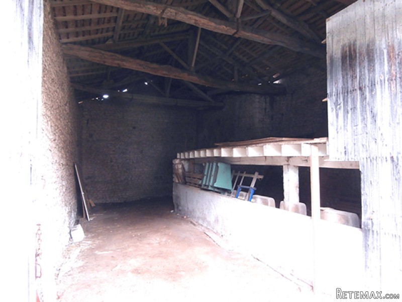 Two Beautiful Barns For The Price Of One - 2