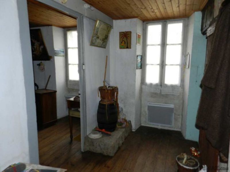 House to Renovate - 2