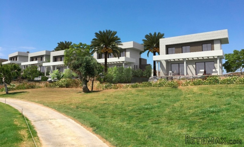 4 Bedrooms - Villa - Malaga - For Sale