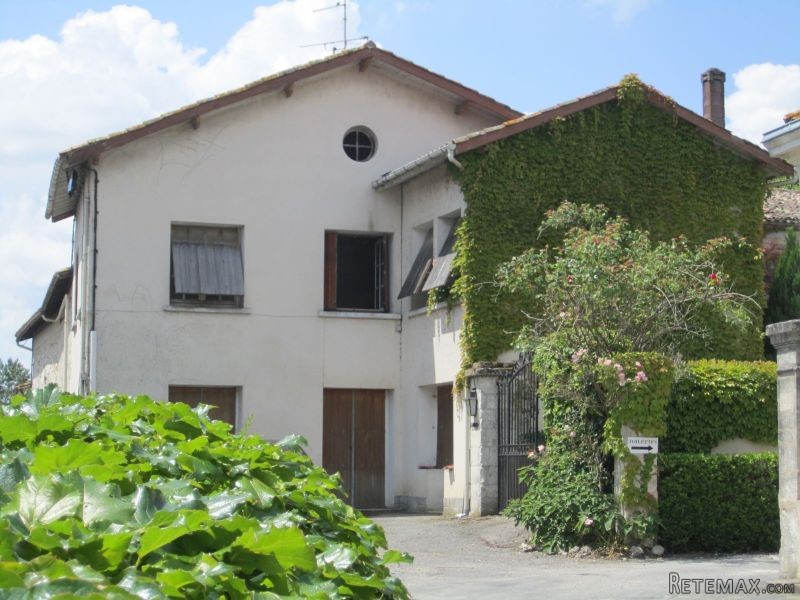 An Opportunity To Acquire A 6 Bedroomed.. - 2