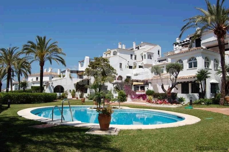 Apartment For Sale In Nueva Andalucia..