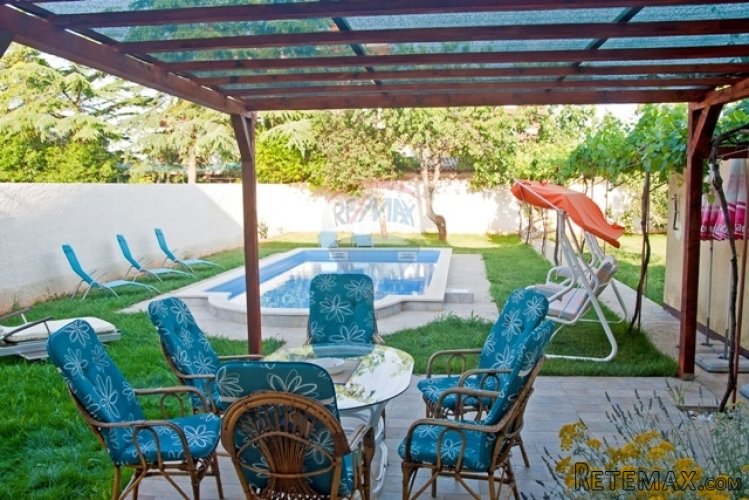 Pula,okolica apartmanska kuća 303m2 - 5