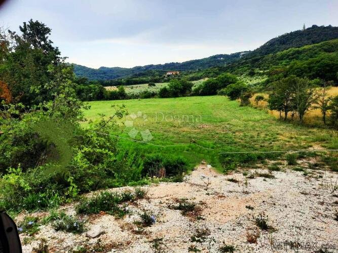 POLJOPRIVREDNO ZEMLJIŠTE LABIN, BLIZINA MORA 3,5 KM! - 2