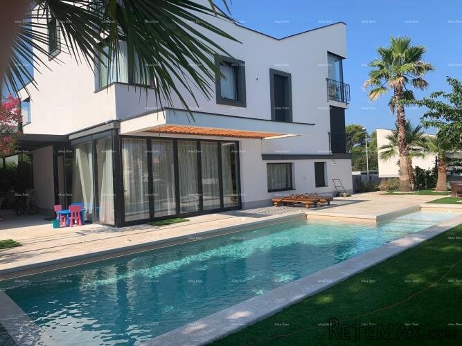 Prodaja - Prekrasna, moderna vila s bazenom - smart home.. - 2