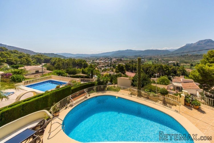 This detached two bedroomed villa for sale features open.. - 3