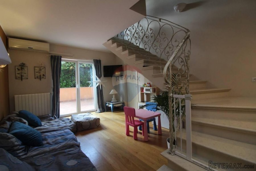 OPATIJA - DVOETAŽNI STAN 260 m2 - NOVOUREĐEN - 5