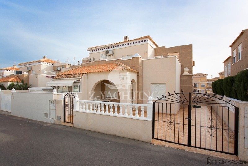 3 Bedrooms - Townhouse - Alicante - For..