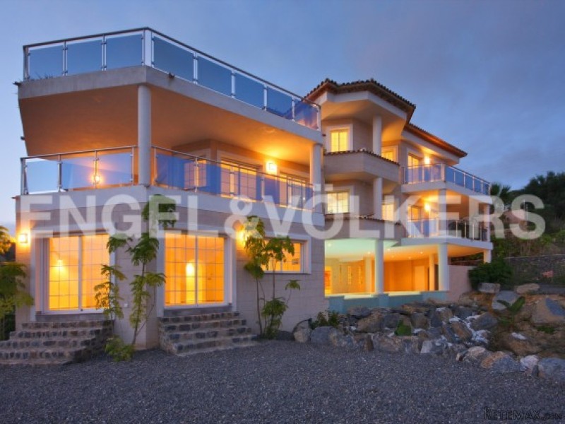 Spectacular Residential Development..