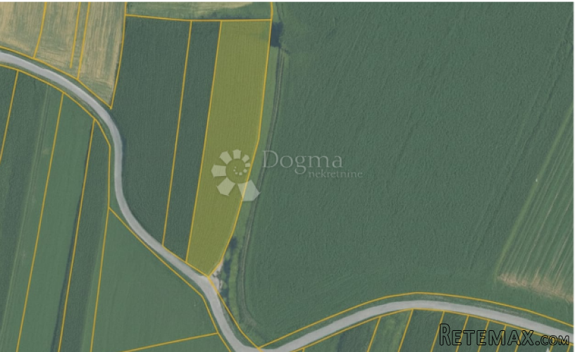 Građevinsko zemljište 2186 m² – industrijska zona