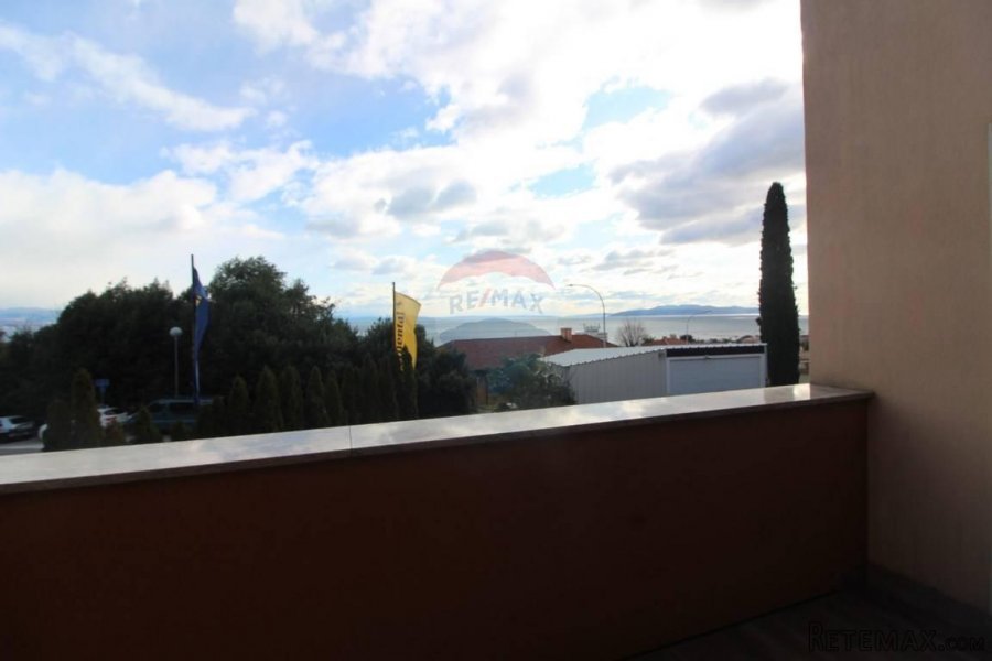 OPATIJA - DVOETAŽNI STAN 260 m2 - NOVOUREĐEN - 9