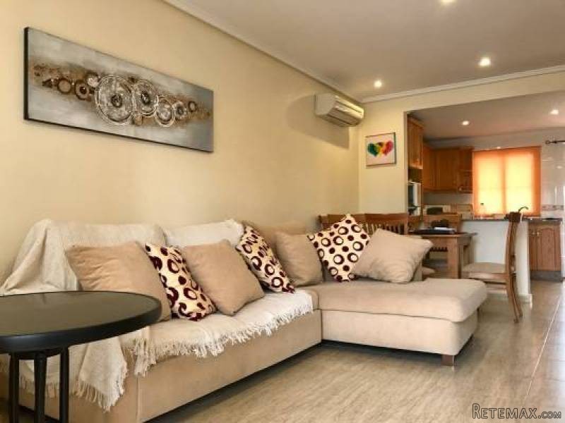 2 Bedroom 1 Bathroom Bungalow In..