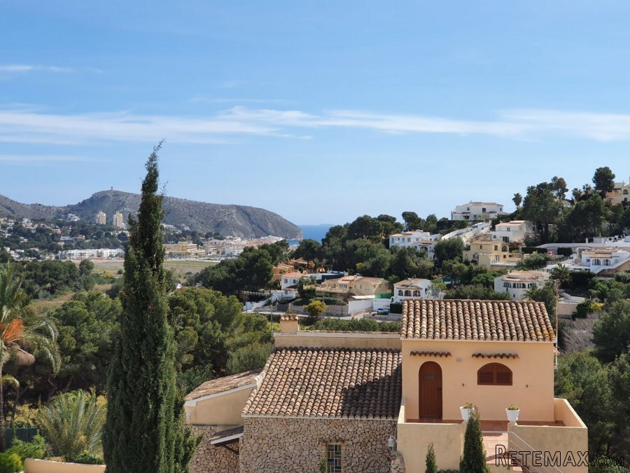 Magnífico dúplex en una villa para 2 familias de estilo m.. - 3