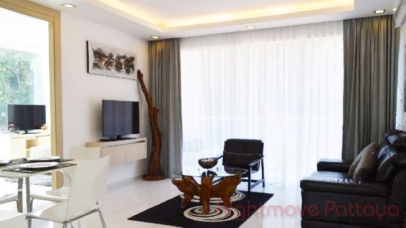 1 Bedroom Condo for sale in Pratumnak -.. - 2