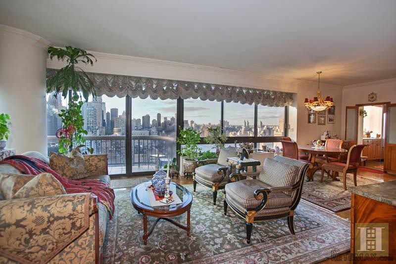 3 bedroom Apartment For Sale: 167 EAST.. - 2
