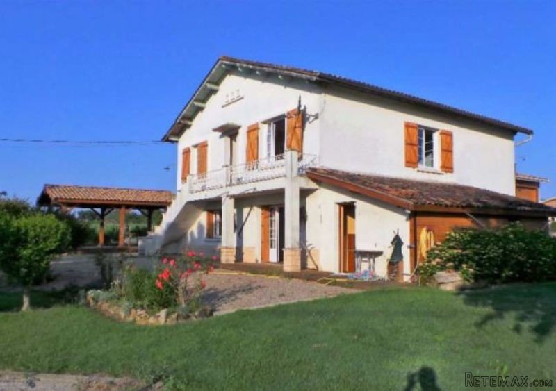 5 Bedroom House For Sale