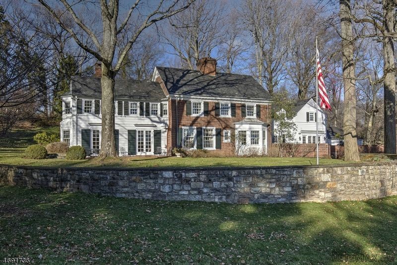 5 bedroom Detached House For Sale: 36..