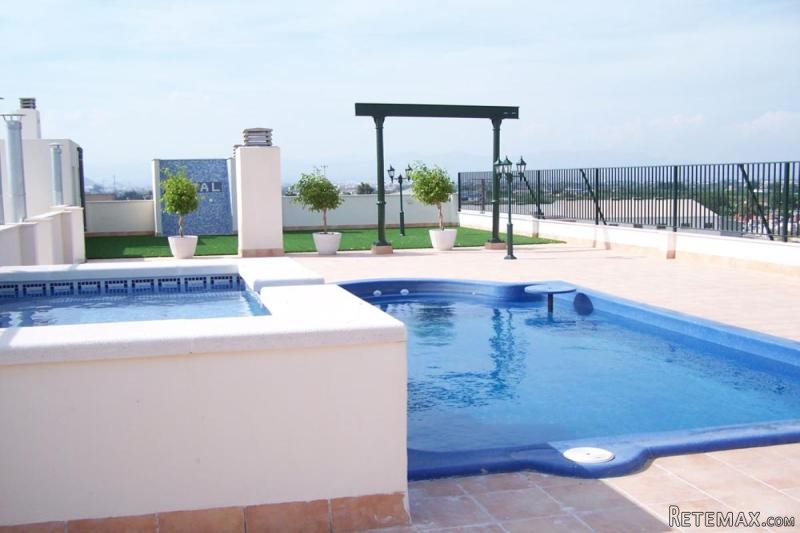 3 bedroom apartment pool and garage.. - 2