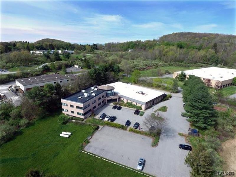 Commercial Property For Sale: 40 Jon.. - 2