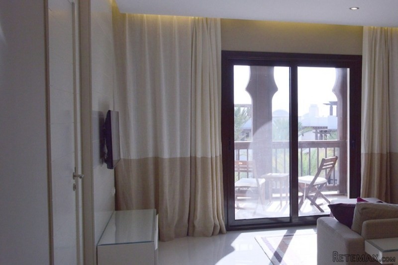 Large One Bedroom Penthouse Apartment.. - 2