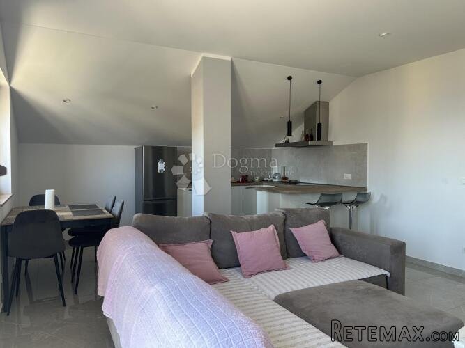 Srdoči – 3S+DB, etaža kuće, pogled more, balkon - 2