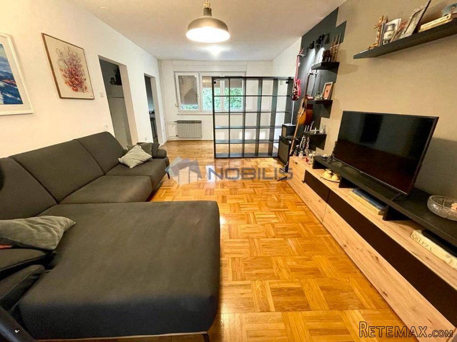 Zagreb, Dugave, 3-sobni stan 78 m2+ garaža 20 m2