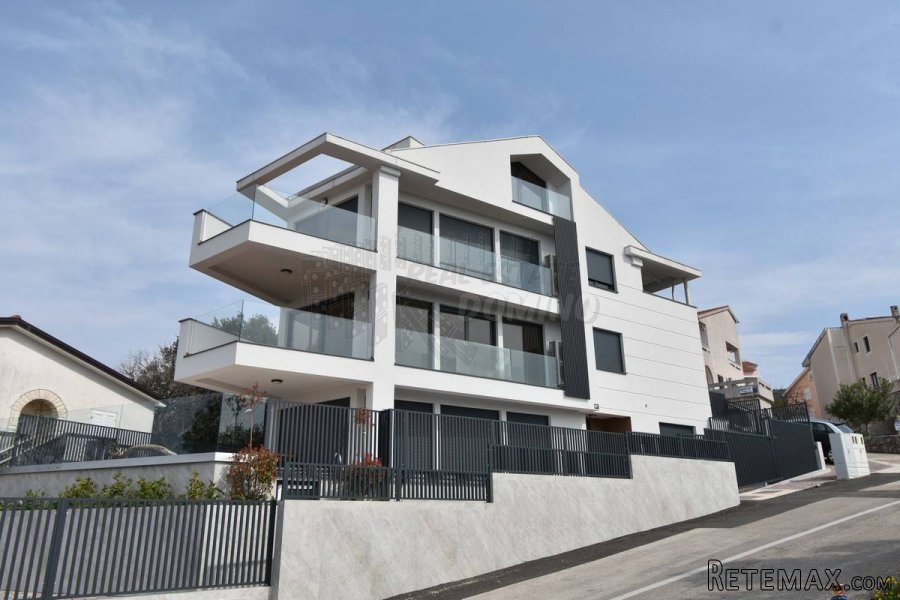Novogradnja-luksuzni apartman s otvorenim pogledom na.. - 3