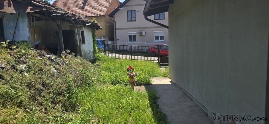 Prodajem plac sa kucom u centru Smedereva - 4
