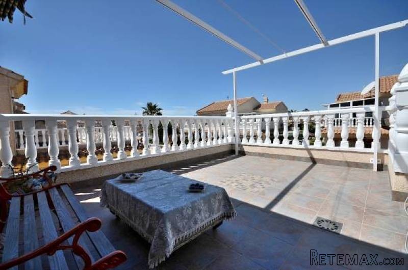 3 Bedroom 2 Bathroom Villa In Playa.. - 2