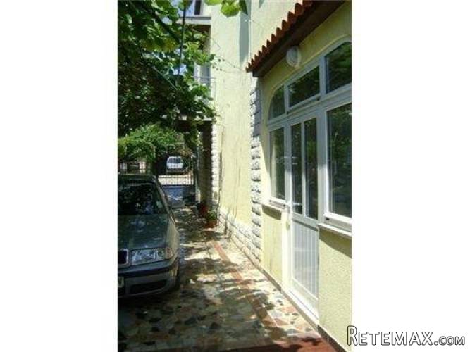 Velika obiteljska kuća i apartman u Rovinju - 2