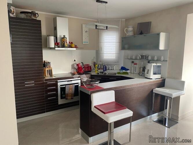 PRILIKA PREDIVAN STAN 3S+DB NA DRENOVI - 2