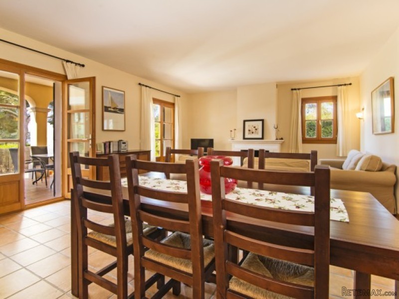 *sold* Mediterranean Family Villa With.. - 2