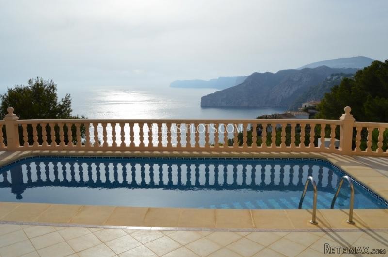 4 Bedroom Villa In Javea - 2