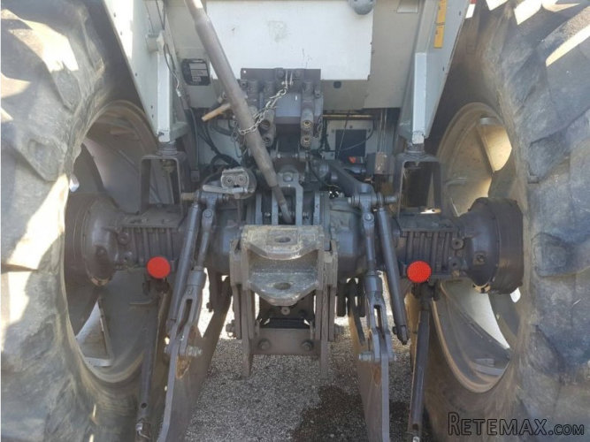 Traktor Massey Ferguson 399 - 3