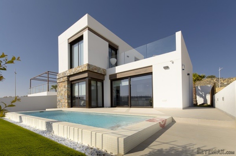 3 bedroom villas