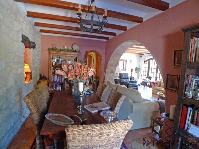 Finca style property for sale located at just 10 minutes.. - 7