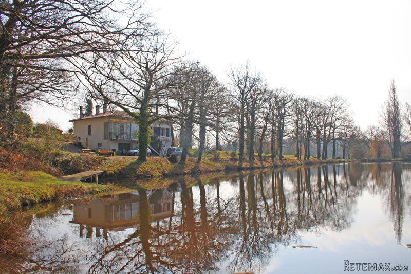 Stunning Location For This Bungalow..