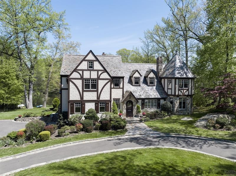 5 bedroom House For Sale: 55 Orchard.. - 2