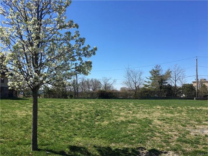 Land For Sale: 5 Brittany Lane New.. - 2