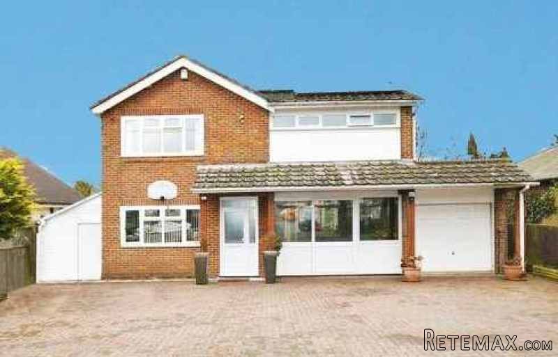 4 bedroom, Detached House house for sale
