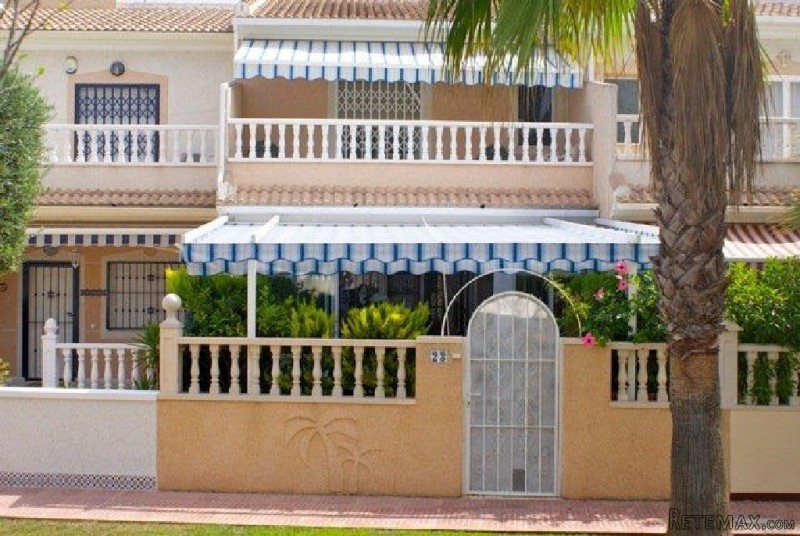 3 bedroom, 2 bathroom Duplex -..